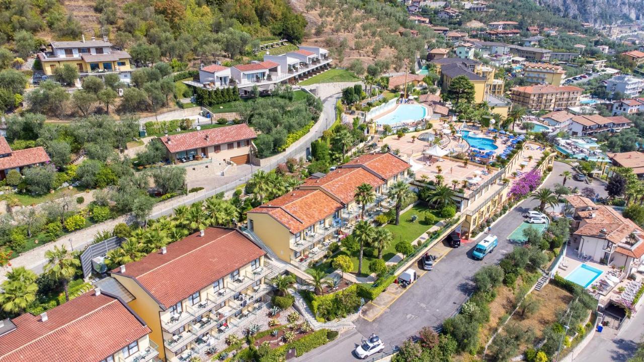 Hotel San Pietro Limone sul Garda Bagian luar foto