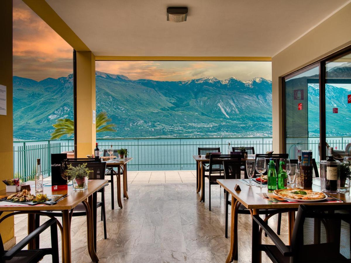 Hotel San Pietro Limone sul Garda Bagian luar foto