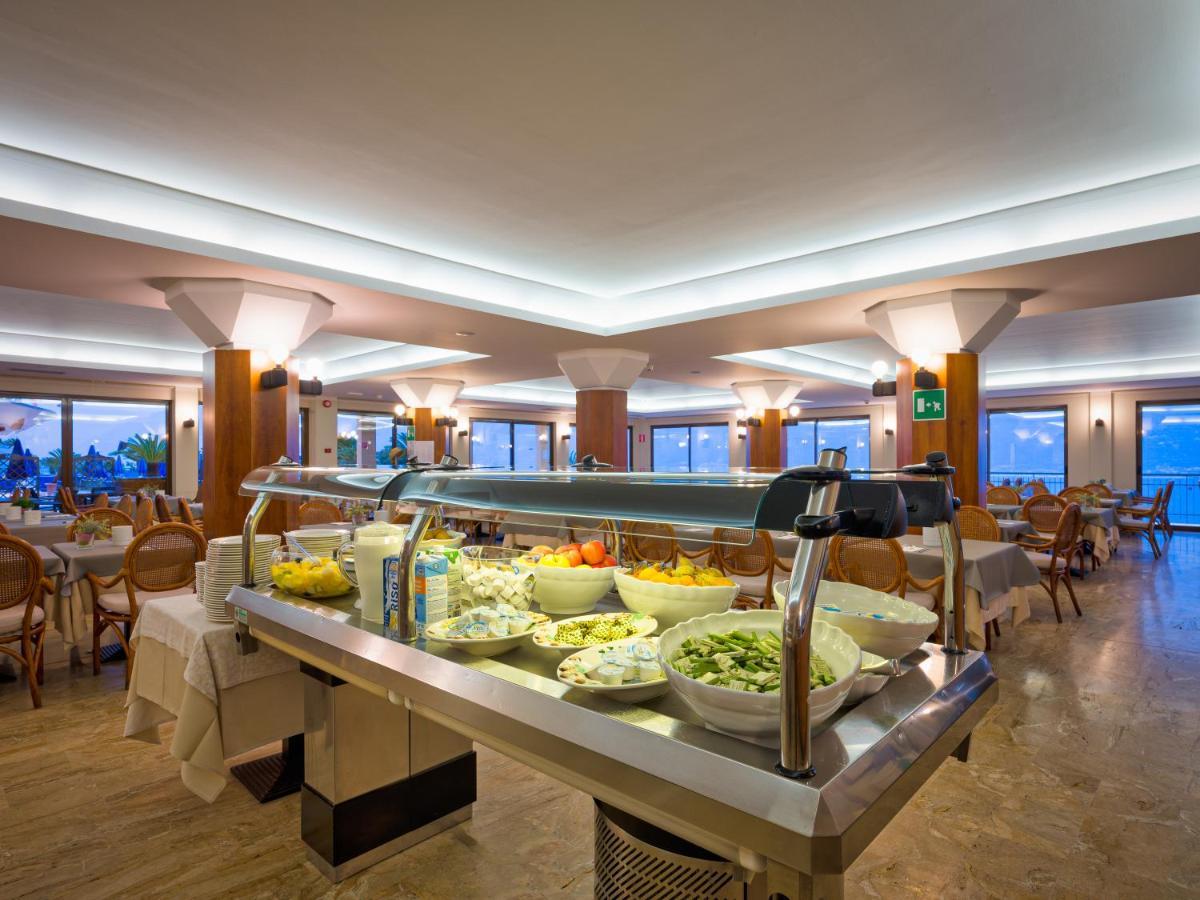 Hotel San Pietro Limone sul Garda Bagian luar foto