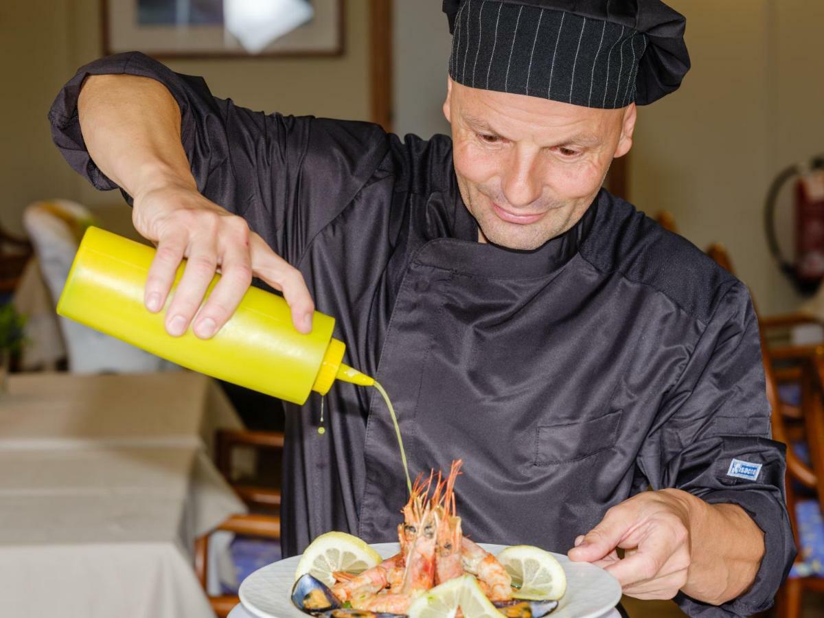 Hotel San Pietro Limone sul Garda Bagian luar foto